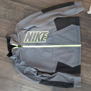 Nike jacket Boys size 6